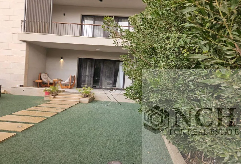 شقة نص مفروشة للإيجار في ديستريكت 5 - AG69312912