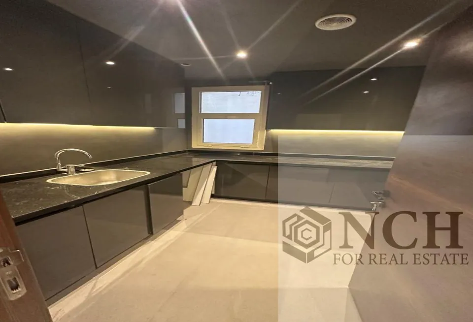 شقة نص مفروشة للإيجار في الباتيو أورو - AG71391827