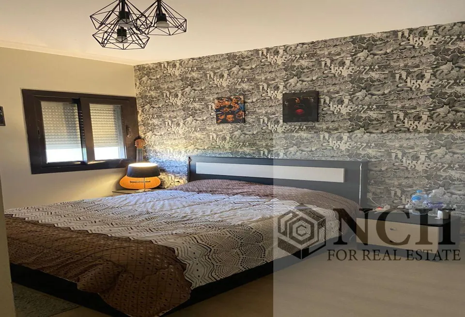 تاون هاوس مفروش للإيجار في هايد بارك - AG71917176