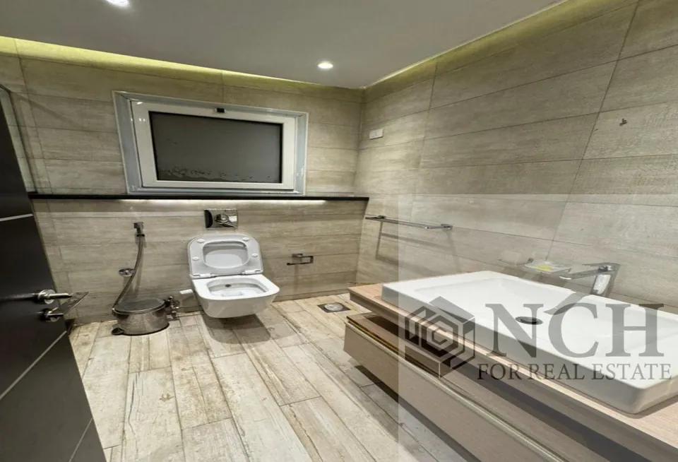 شقة للإيجار في ذا سكوير — صورة 3