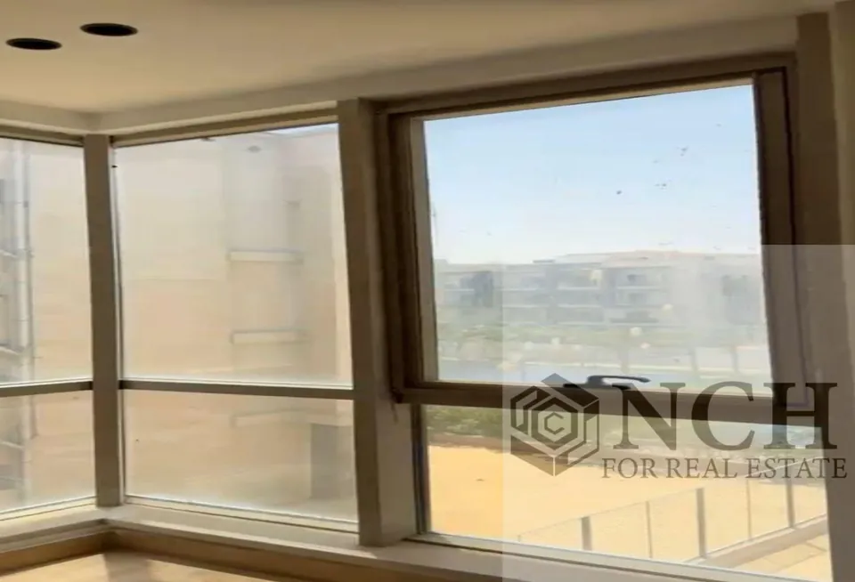 شقة نص مفروشة للإيجار في جاليريا مون فالي - AG79712742