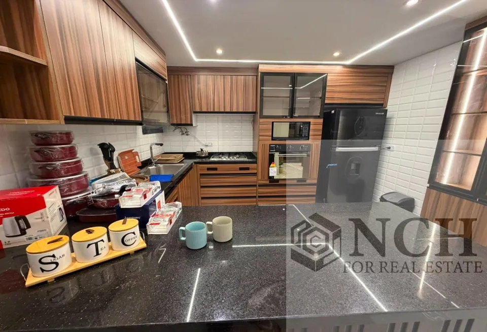 شقة مفروشة للإيجار في آزاد - AG79988621