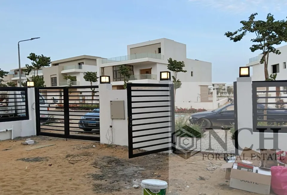 فيلا نص مفروشة للإيجار في هايد بارك - AG81311742