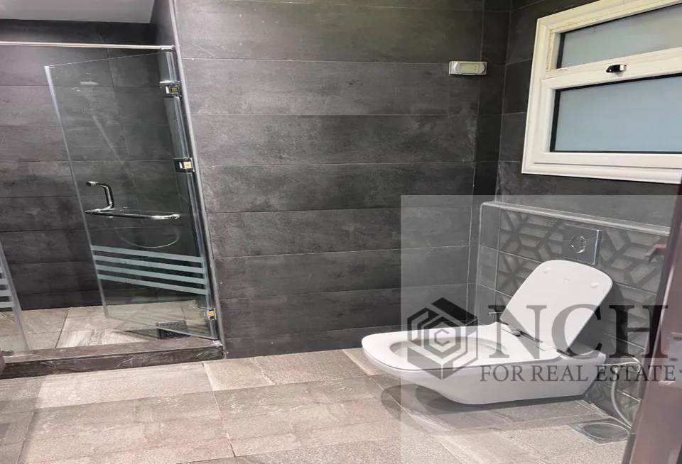 شقة نص مفروشة للإيجار في ذا سكوير - AG81574895