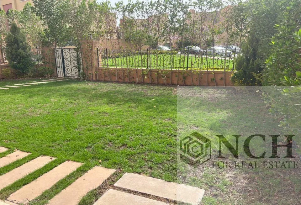 توين هاوس نص مفروش للإيجار في ميفيدا - AG82607771