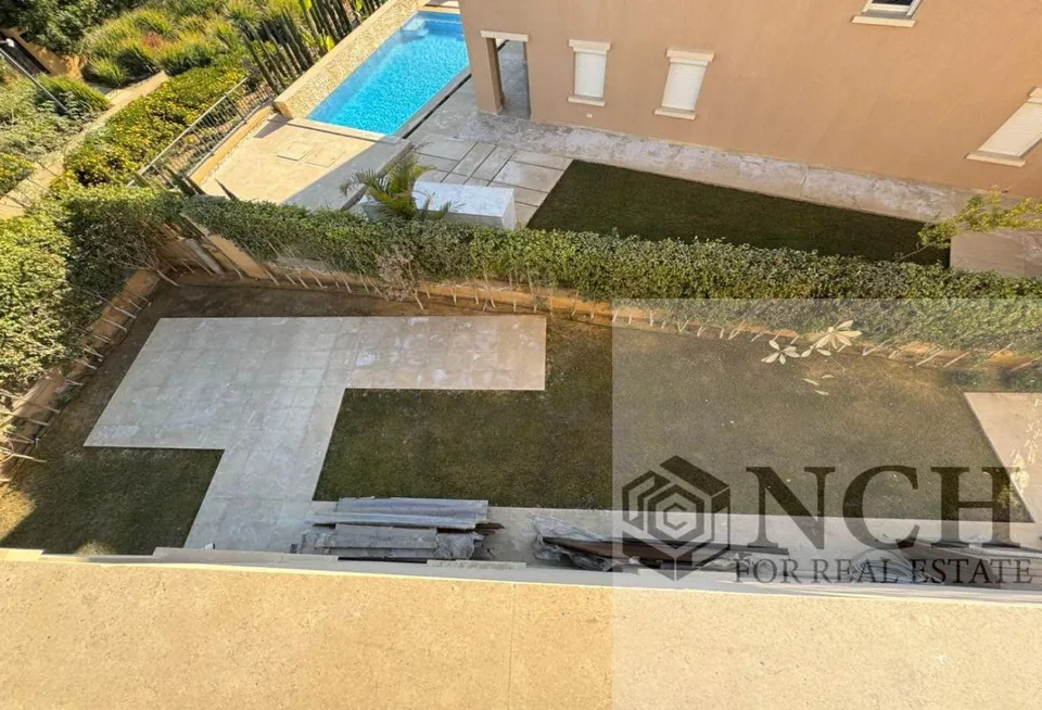 فيلا نص مفروشة للإيجار في ميفيدا - AG82609663