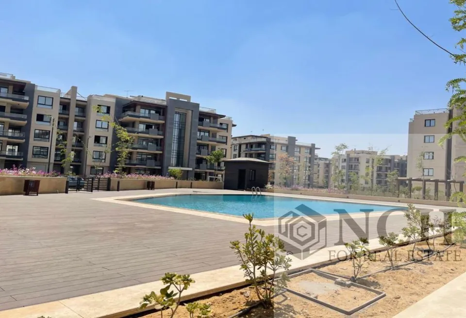 شقة نص مفروشة للإيجار في آزاد - AG82611757