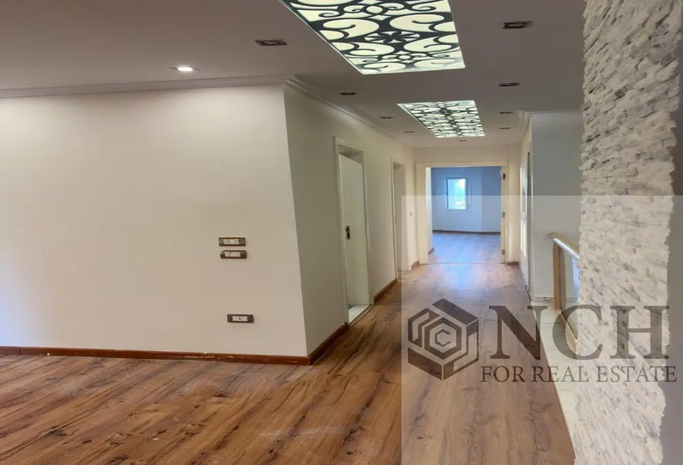 Semi-furnished iVilla for rent in Hyde Park New Cairo — photo 4