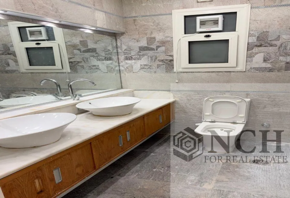 Semi-furnished iVilla for rent in Hyde Park New Cairo — photo 5