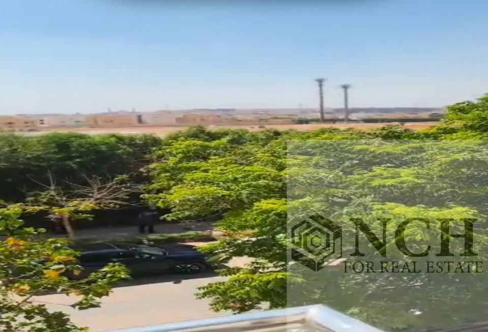 شقة نص مفروشة للإيجار في جاليريا مون فالي - AG82872902