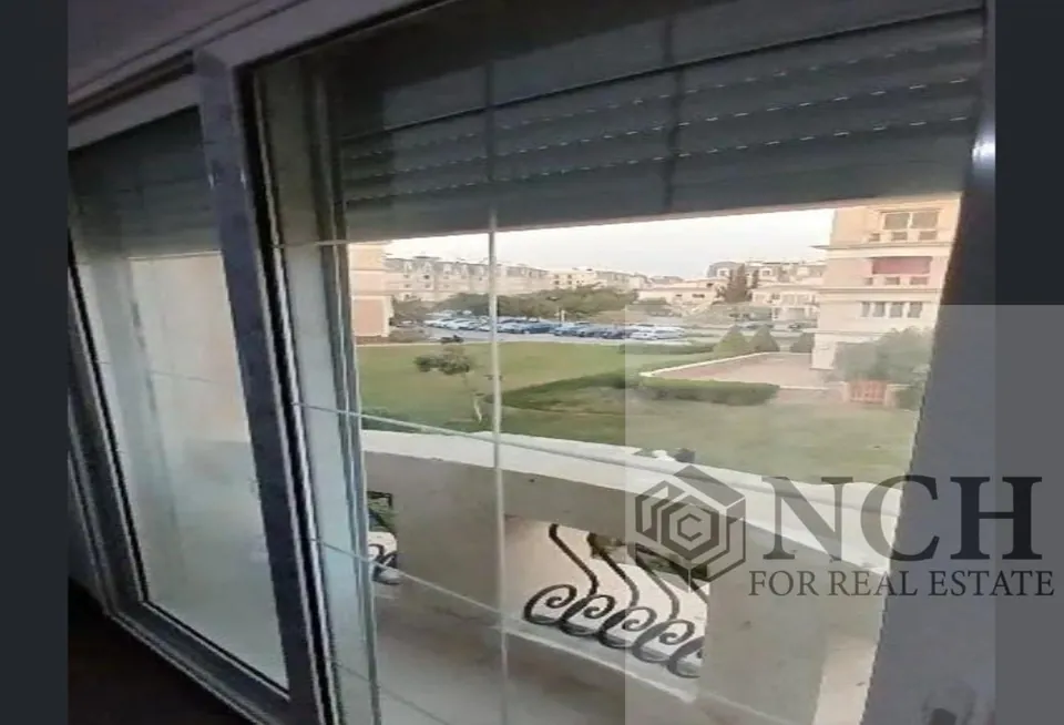 Semi-furnished Apartment for rent in Hyde Park New Cairo - AG83668182