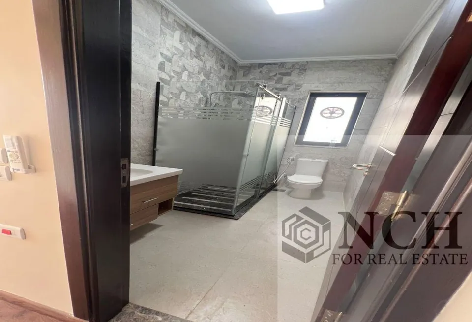Semi-furnished Apartment for rent in Lake View Residence — photo 5