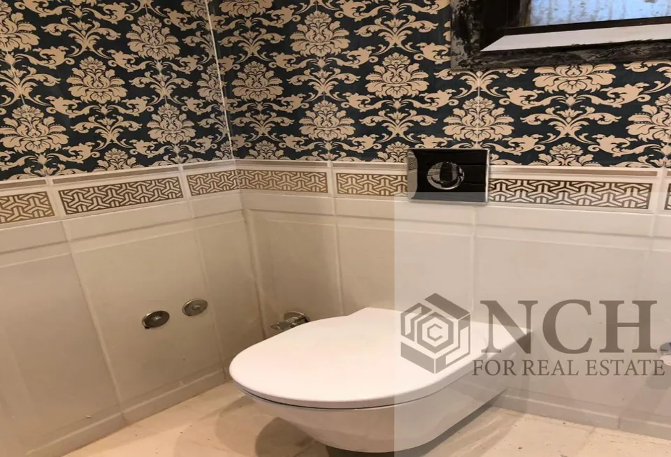 Semi-furnished Apartment for rent in Eastown - AG85050504
