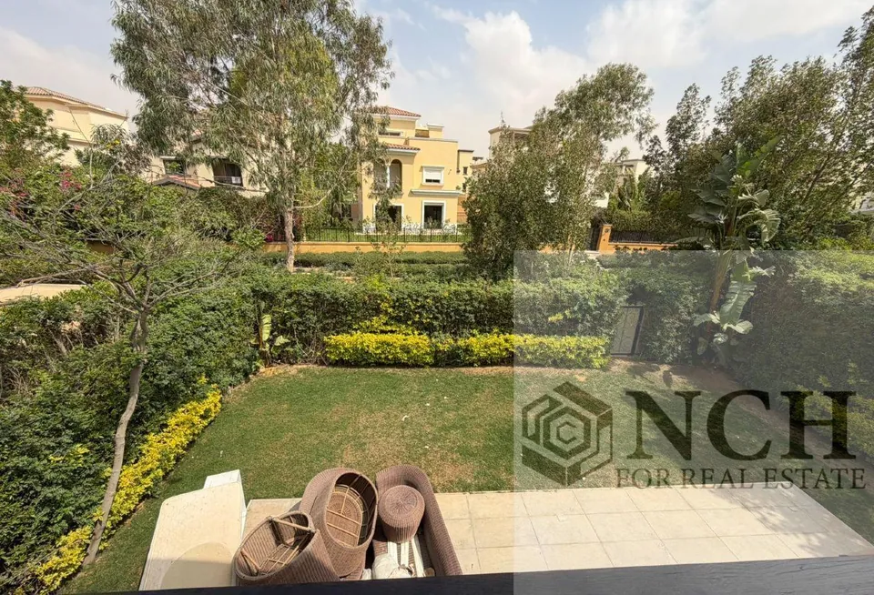 فيلا نص مفروشة للإيجار في ميفيدا - AG85875049