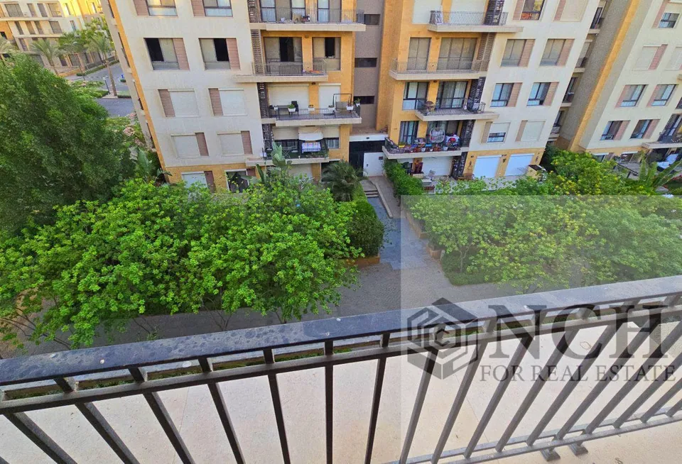 شقة مفروشة للإيجار في إيستاون - AG90718763