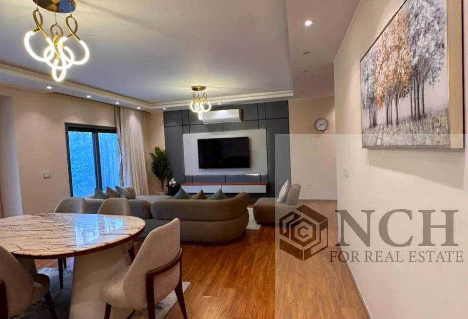 Furnished Apartment for rent in Eastown — photo 3