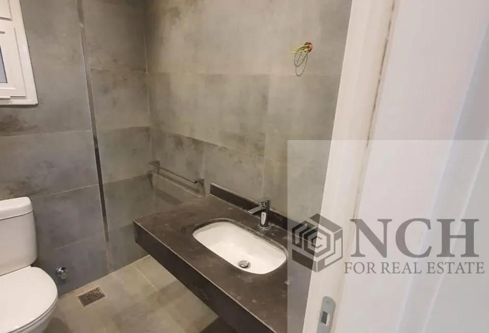 Semi-furnished Apartment for rent in Hyde Park New Cairo — photo 5