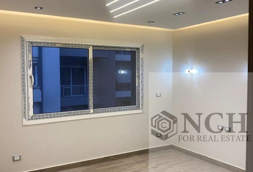 شقة للإيجار في هايد بارك - AG91853495
