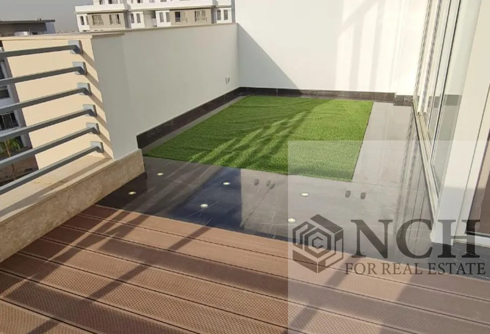 شقة نص مفروشة للإيجار في هايد بارك - AG92686294