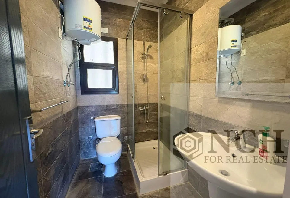 شقة نص مفروشة للإيجار في إيستاون - AG92962545
